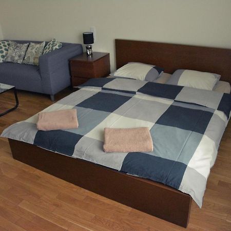 Apartament Debnicki Apartment Красков Екстериор снимка